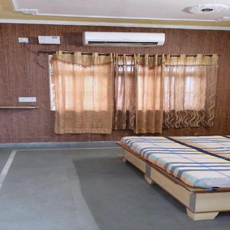 Jiya Green Garden & Banquet, Сонипат Екстериор снимка